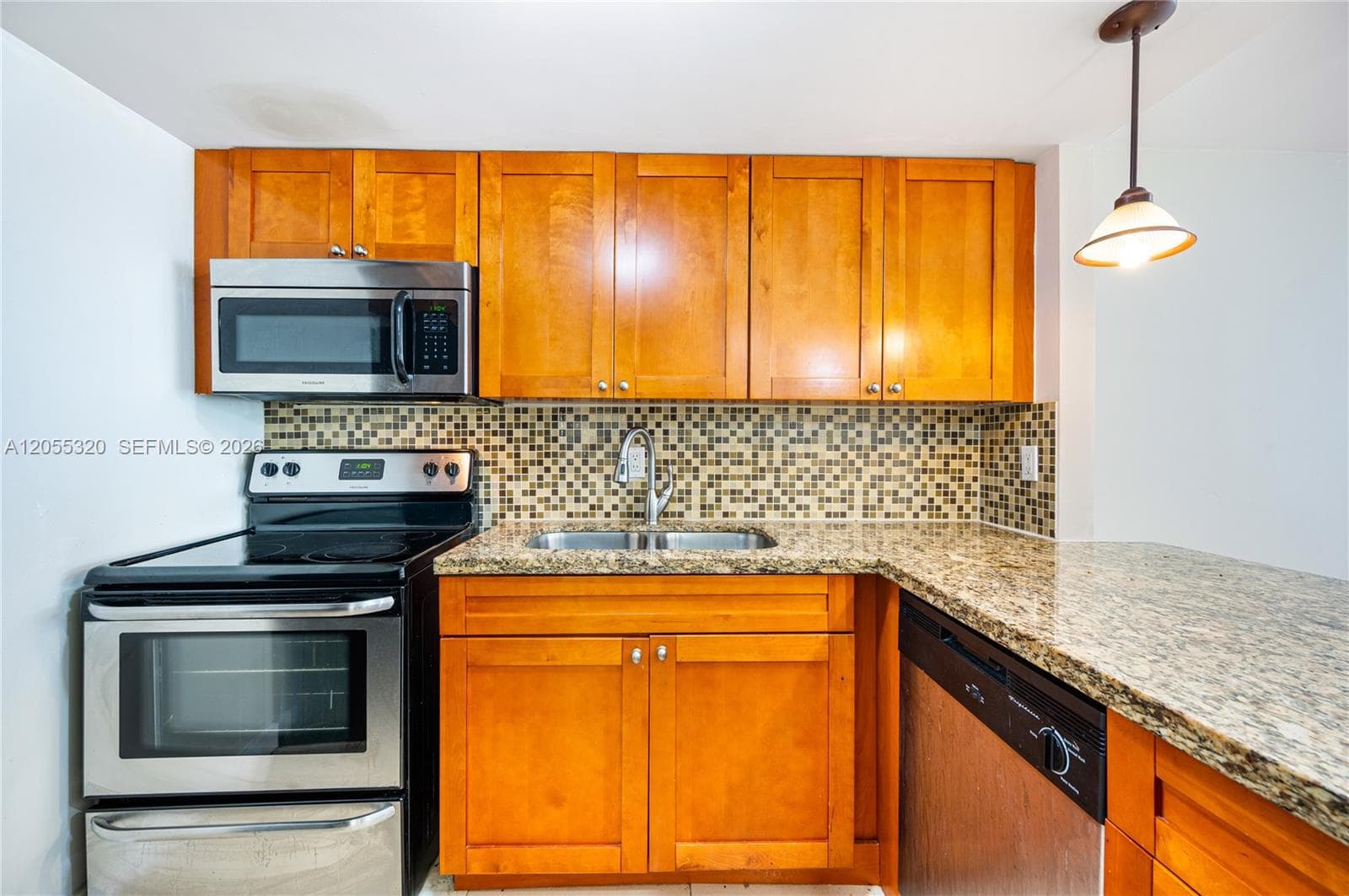601 Three Islands Blvd # 112, Hallandale Beach FL 33009 photo 4