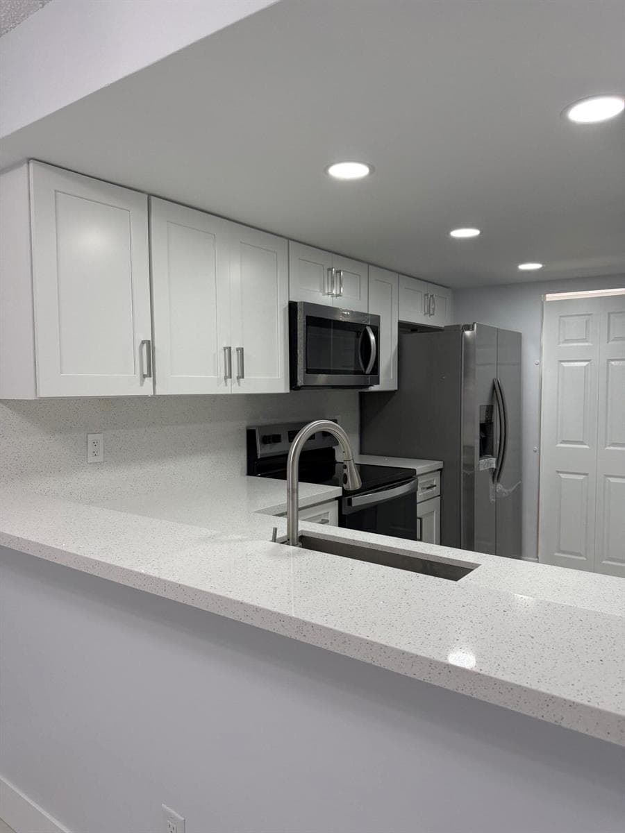 1041 NW 124TH Avenue # 1041, Pembroke Pines FL 33026 photo 3