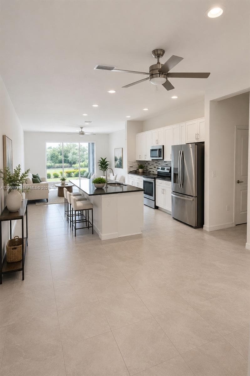 8695 Canyon Creek Trail, Other City - In The State Of Florida FL 34219 photo 3