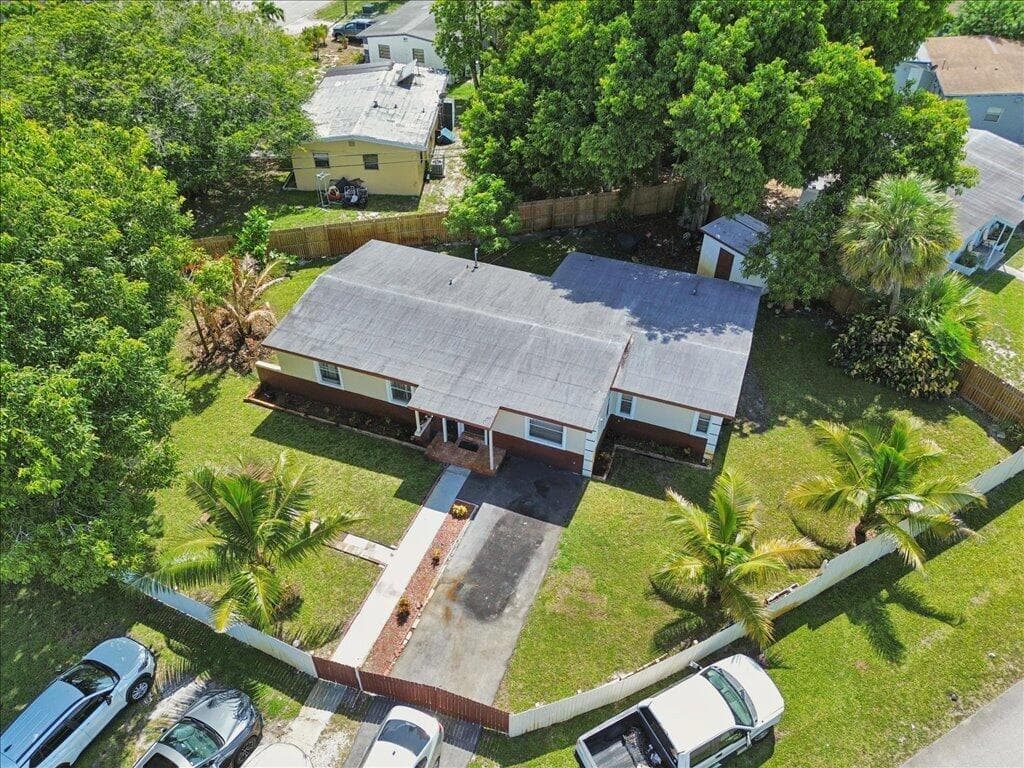 1313 NW 13TH Court, Fort Lauderdale FL 33311 photo 5