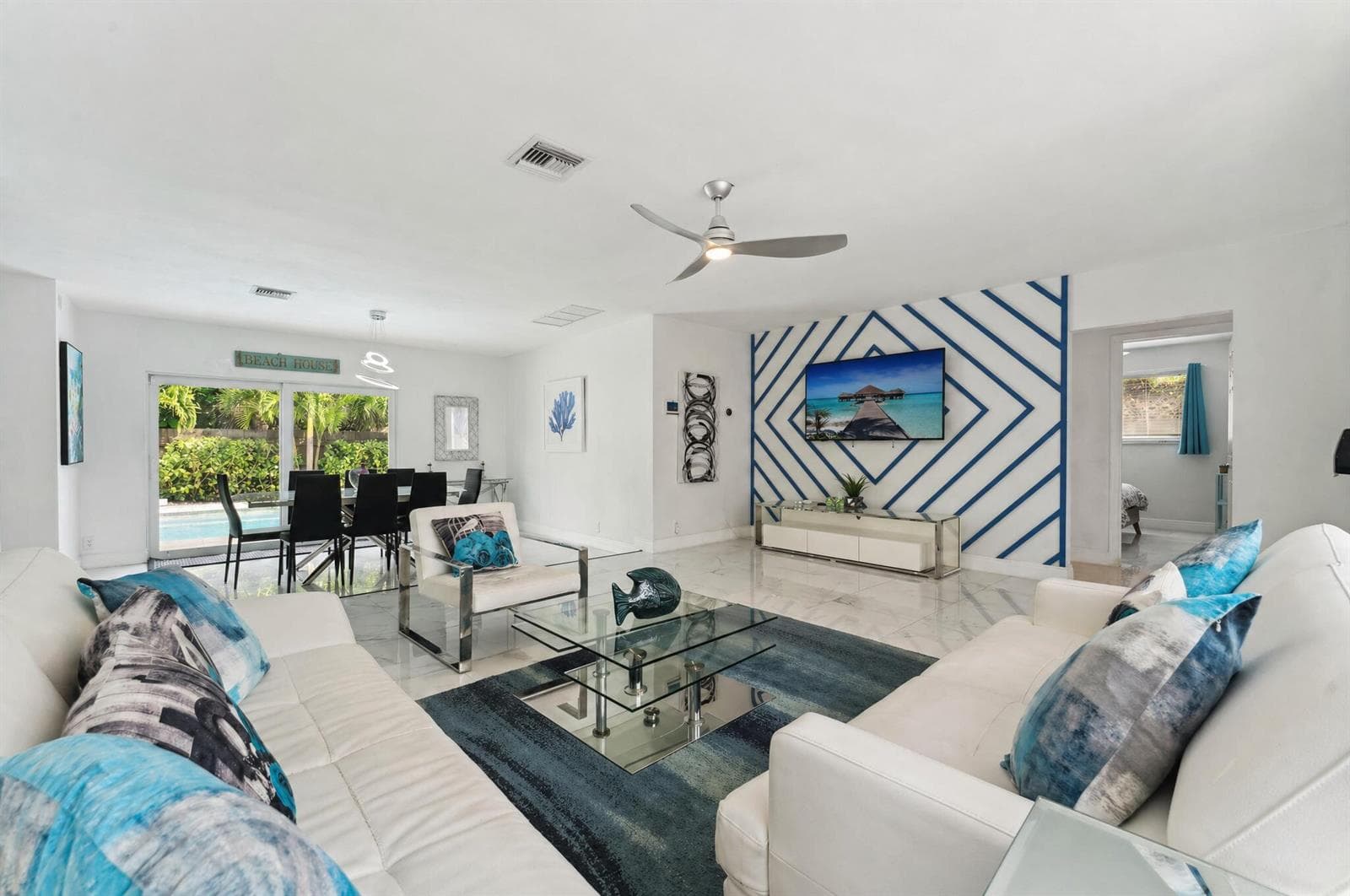 1243 GARFIELD Street, Hollywood FL 33019 photo 2