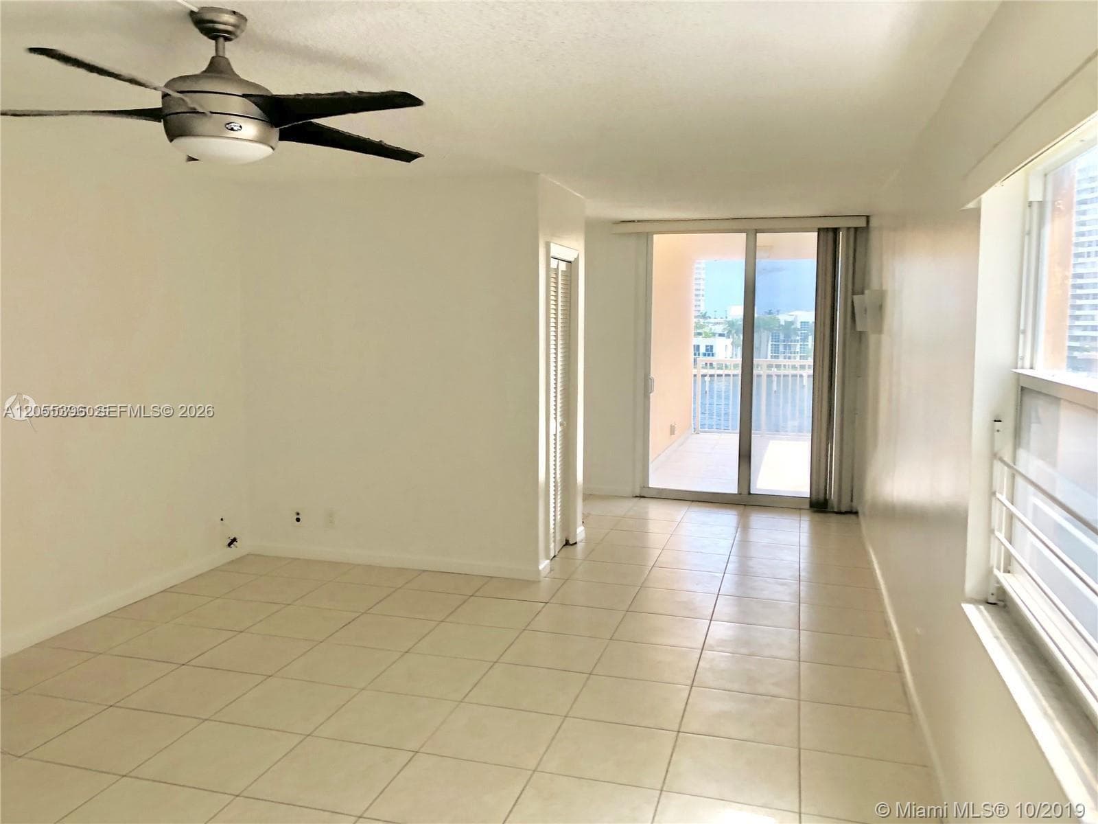 121 Golden Isles Dr # 407, Hallandale Beach FL 33009 photo 4