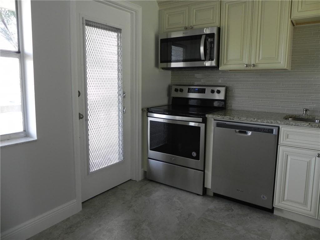 4650 Washington Street # 207, Hollywood FL 33021 photo 4