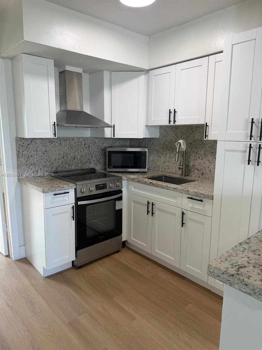 101 SE 4th Ave # 6, Hallandale Beach FL 33009