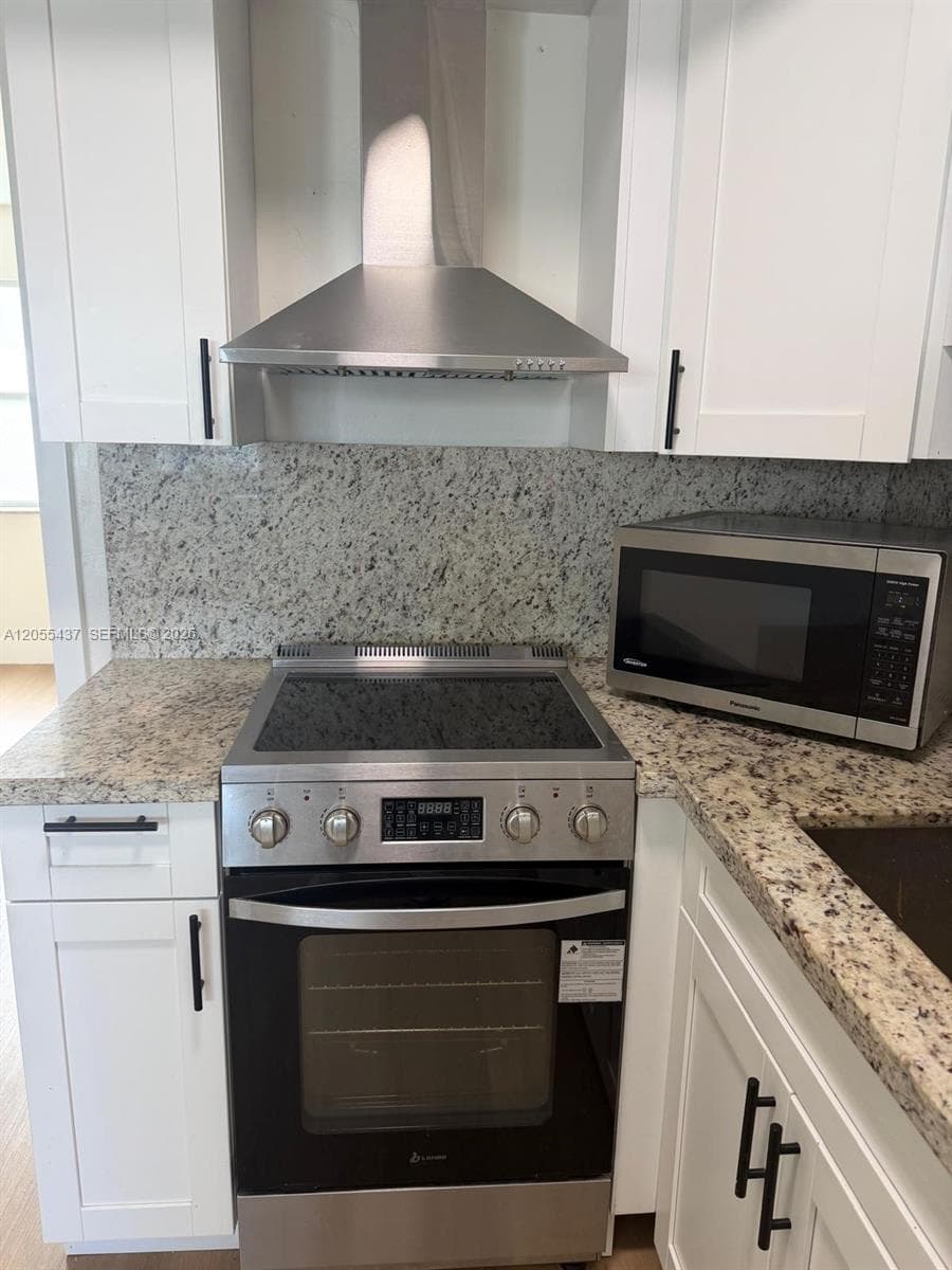 101 SE 4th Ave # 6, Hallandale Beach FL 33009 photo 4