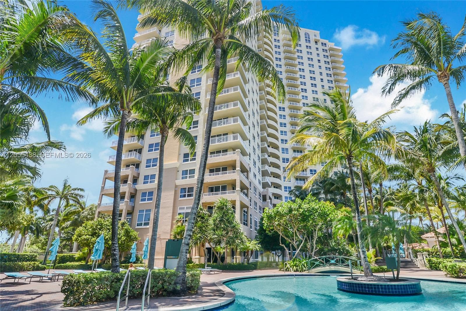 19501 W Country Club Dr # 1705, Aventura FL 33180 photo 3