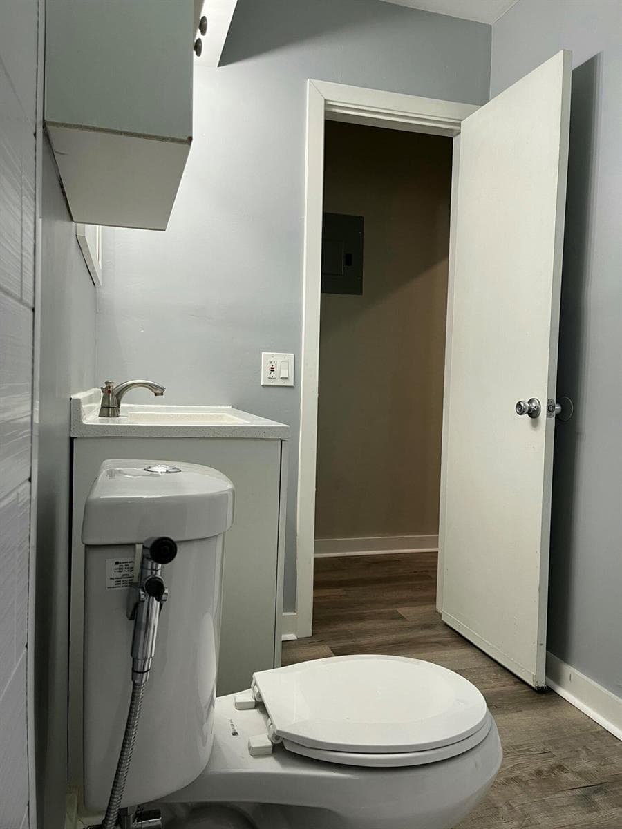 4250 NW 21st Avenue, Oakland Park FL 33309 photo 5