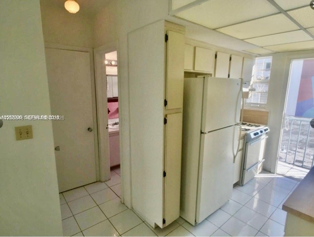4015 Indian Creek Dr # 306, Miami Beach FL 33140 photo 5