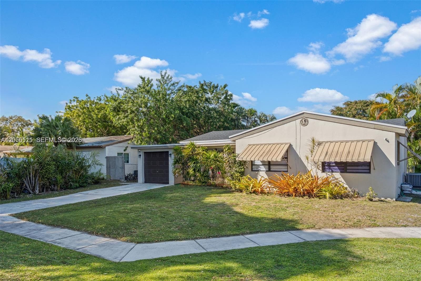 3035 Hayes St, Hollywood FL 33021 photo 3