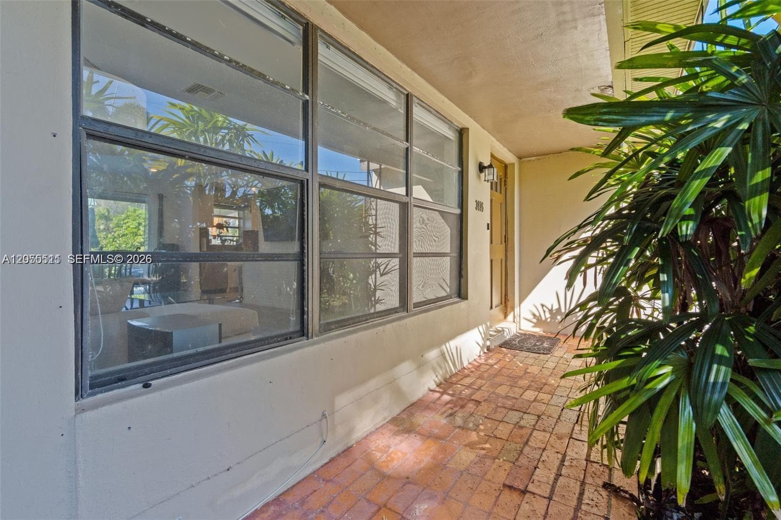 3035 Hayes St, Hollywood FL 33021 photo 4