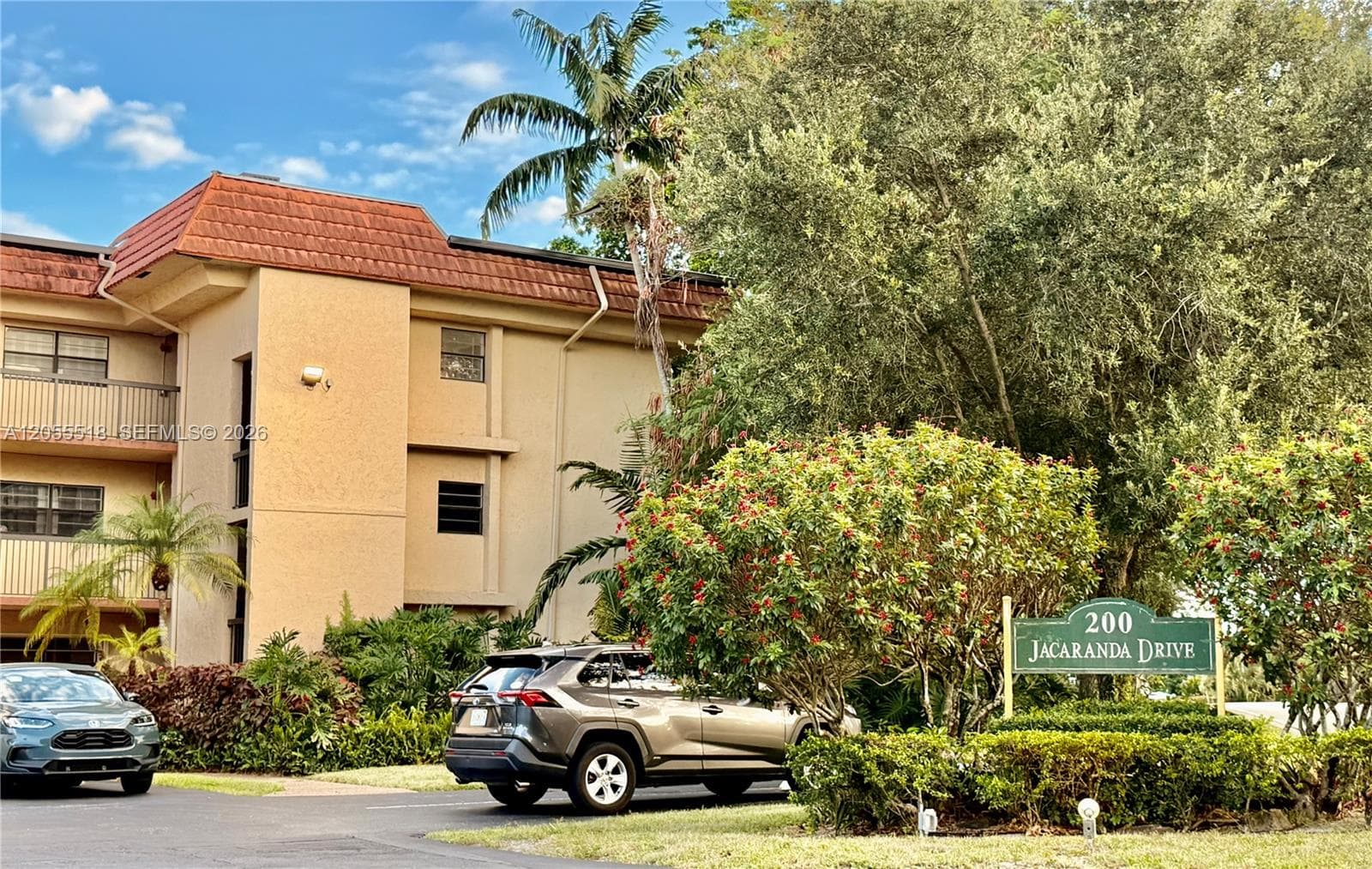 200 Jacaranda Country Club Dr # 4B, Plantation FL 33324 photo 4