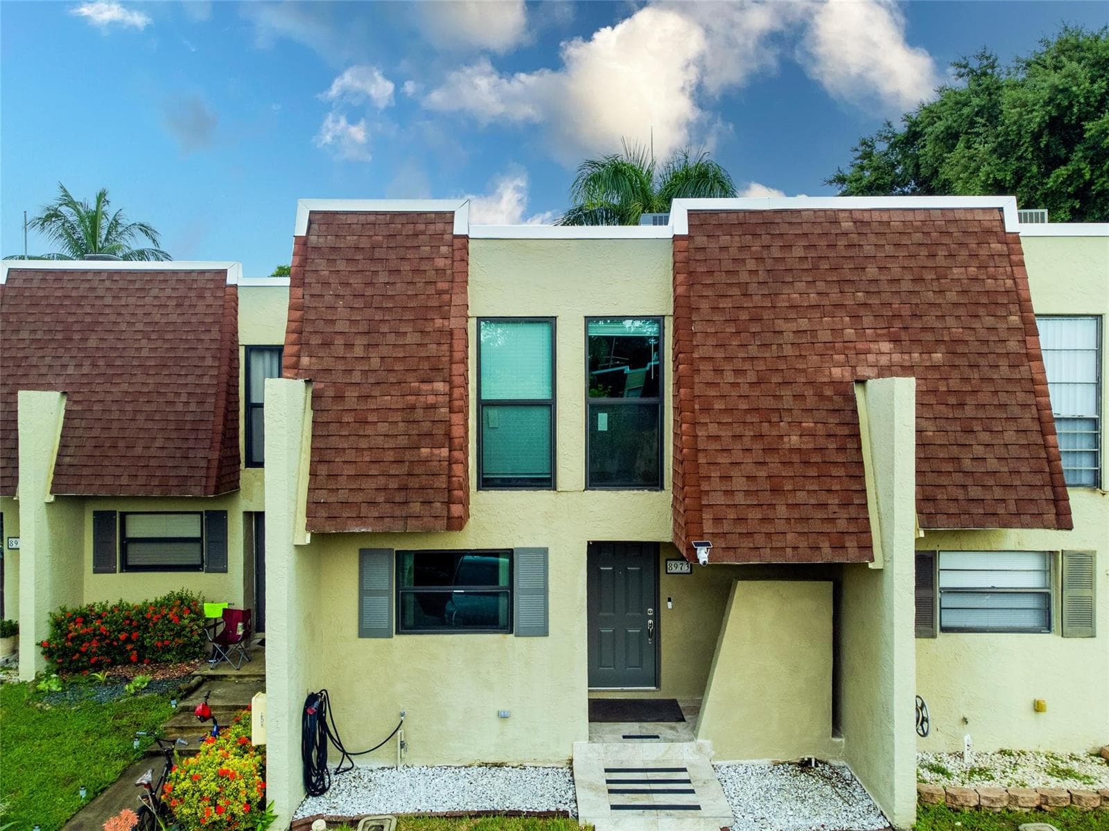 8973 Palm Tree Lane, Pembroke Pines FL 33024