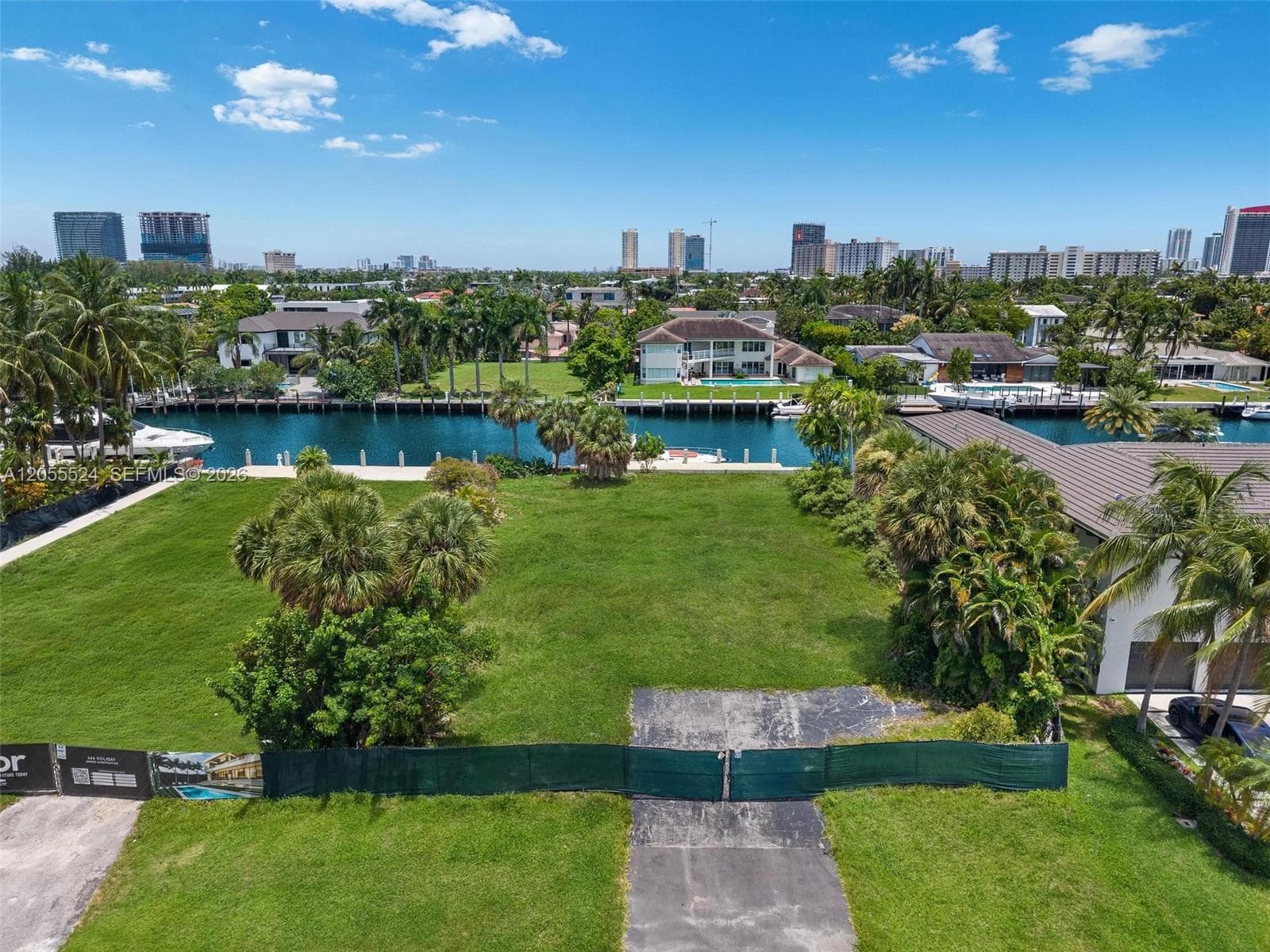 460 Holiday Dr, Hallandale Beach FL 33009 photo 3