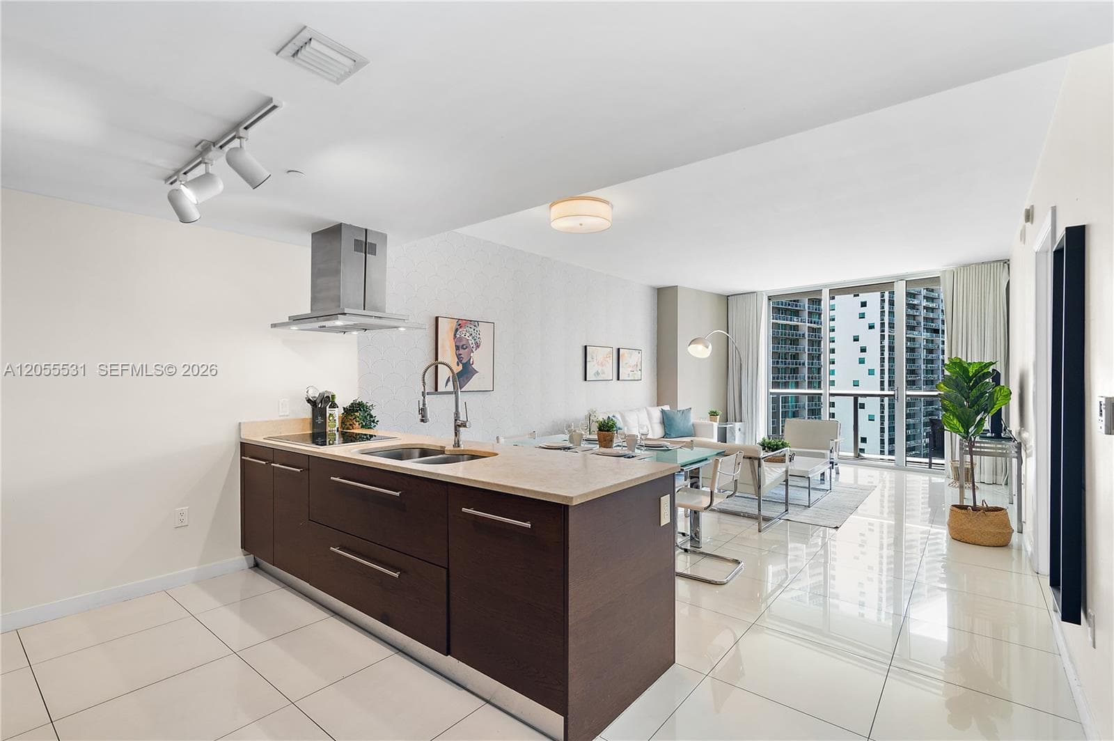 485 Brickell Ave # 2306, Miami FL 33131 photo 2