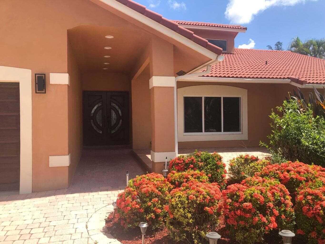 8649 NW 57th Court, Coral Springs FL 33067