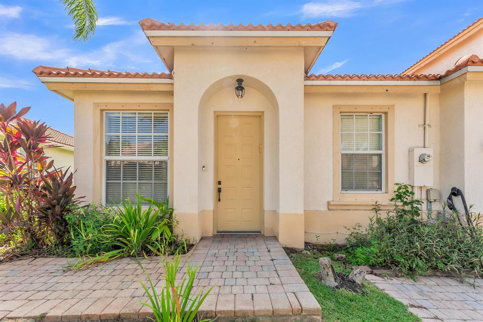 1723 NW 78TH Way # 1723, Pembroke Pines FL 33024 photo 2