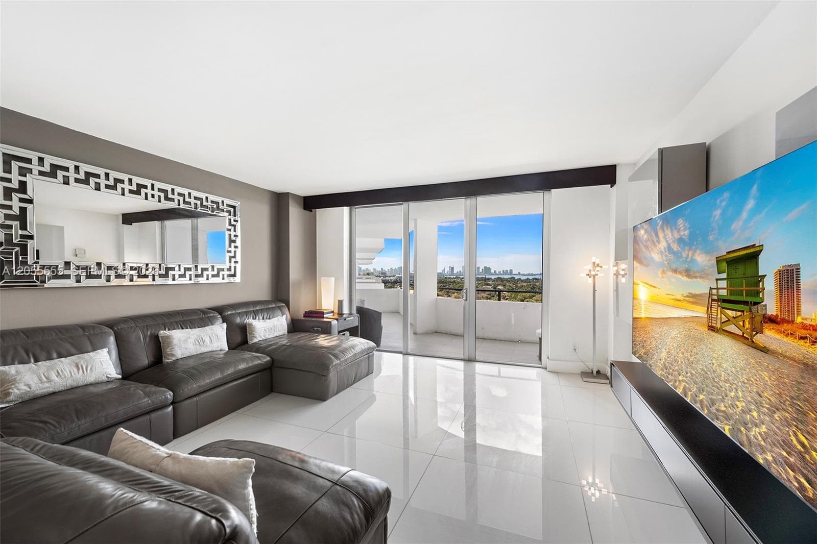 5151 Collins Ave # 1420, Miami Beach FL 33140 photo 4
