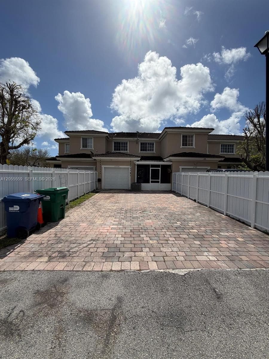 27918 SW 140th Ave, Homestead FL 33032 photo 2