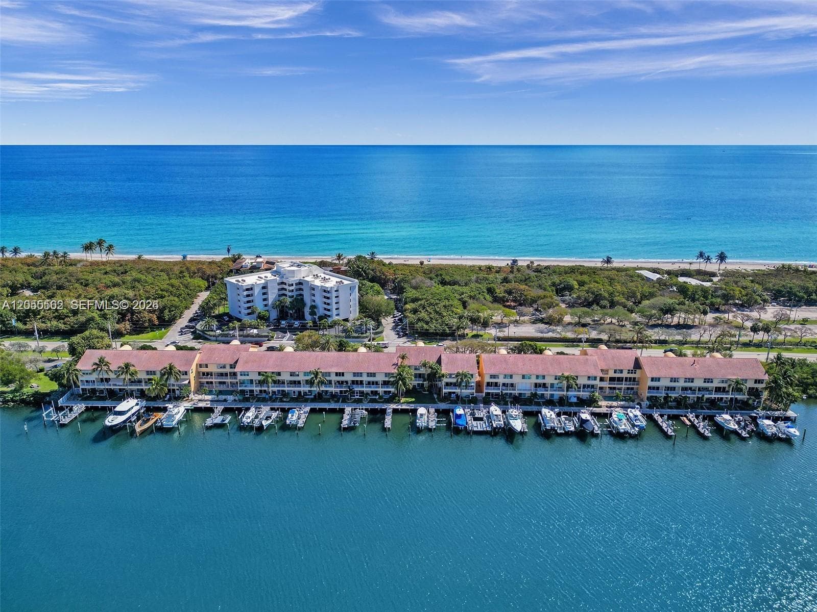 4234 N Ocean Dr, Hollywood FL 33019 photo 2