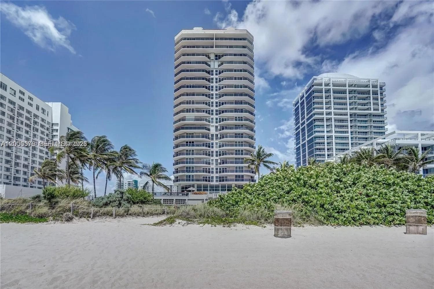 6767 Collins # 901, Miami Beach FL 33141 photo 2