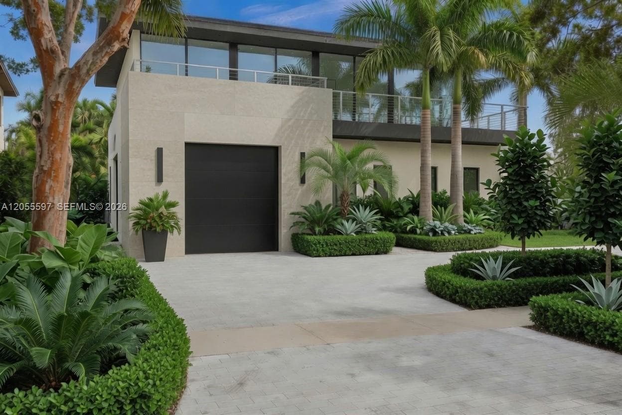 13045 Coronado Ter, North Miami FL 33181 photo 2