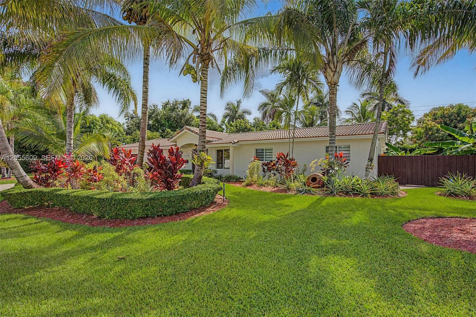 11633 SW 102nd Ct, Miami FL 33176 photo 3