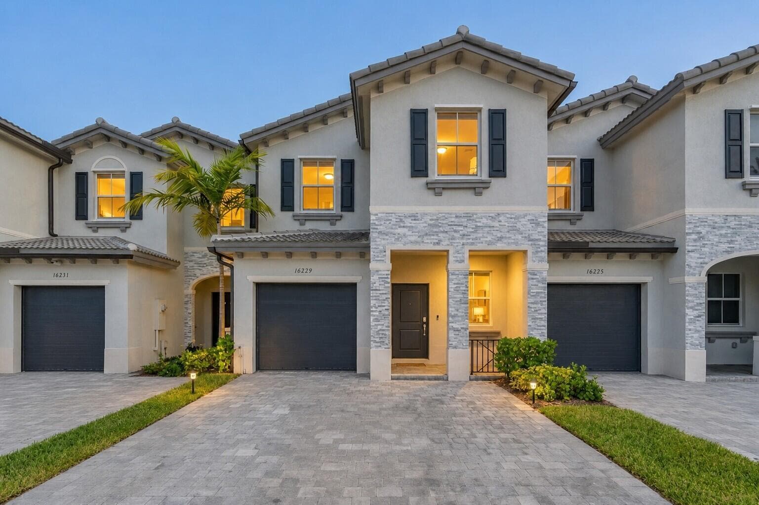 16229 SW 288th Terrace, Homestead FL 33033