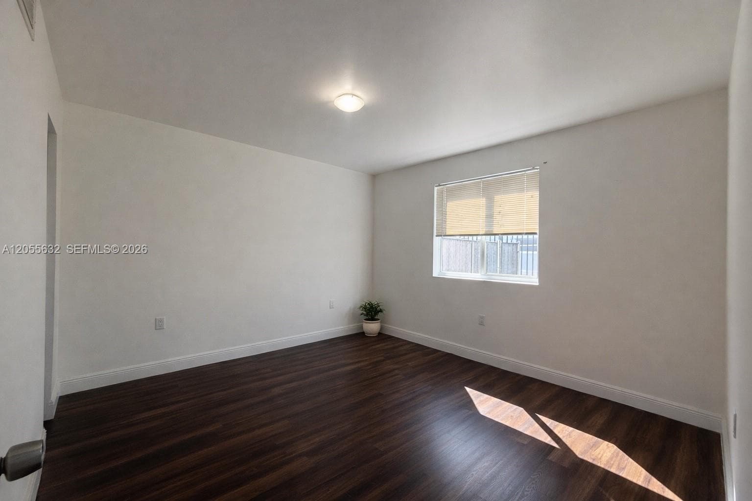 540 NW 7th St # 27, Miami, FL 33136 photo 5