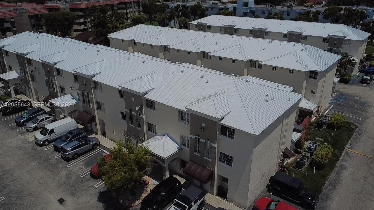 12015 SW 14 ST # C, Miami FL 33184 photo 2