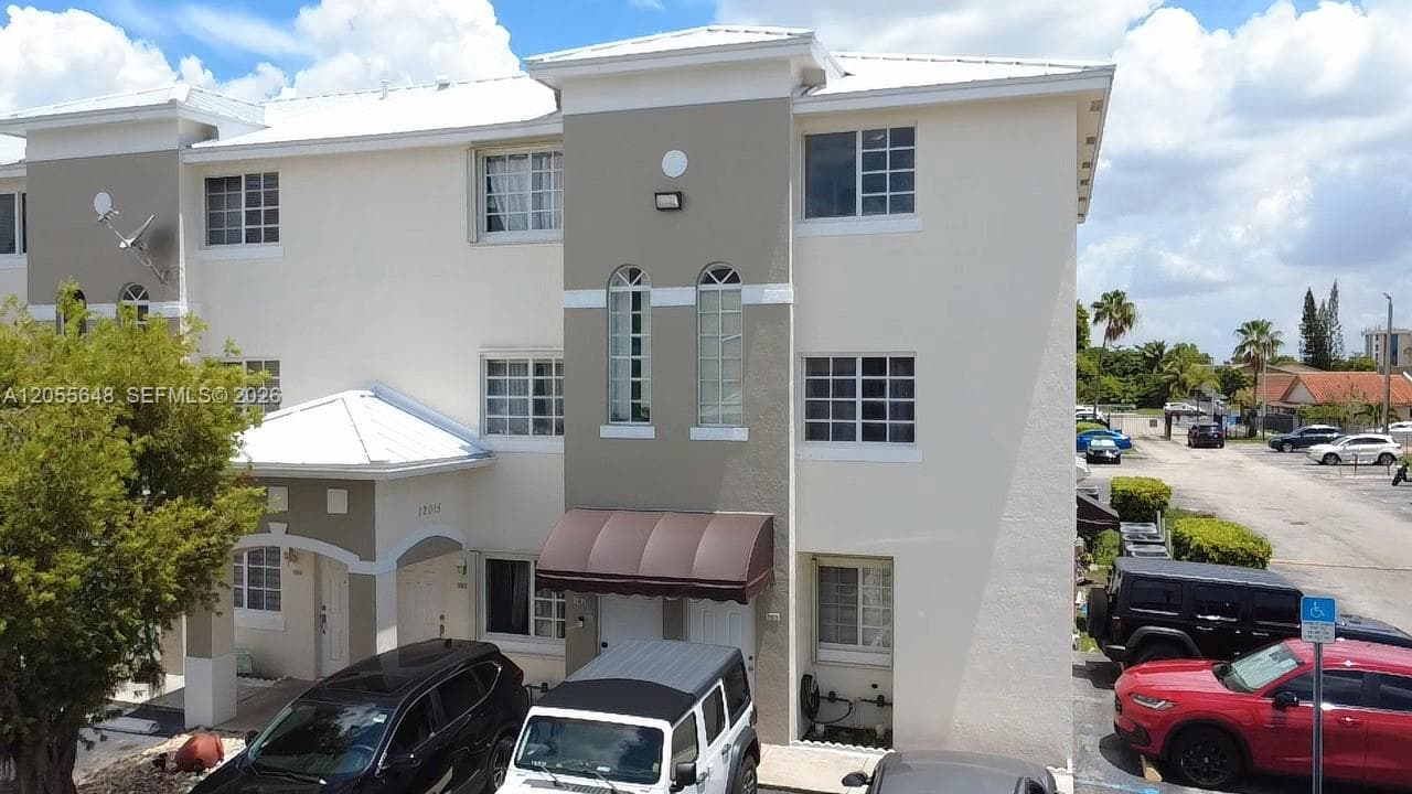 12015 SW 14 ST # C, Miami FL 33184 photo 4