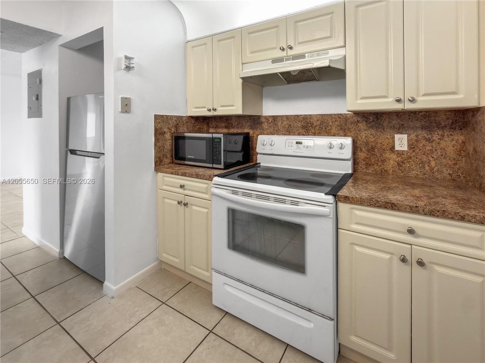 8260 SW 210th St # 309, Cutler Bay FL 33189 photo 4