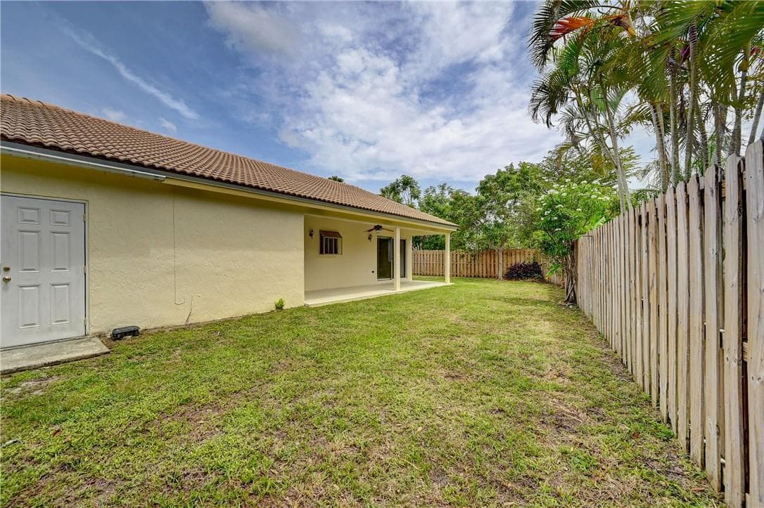 13348 NW 13TH Street, Sunrise FL 33323 photo 3