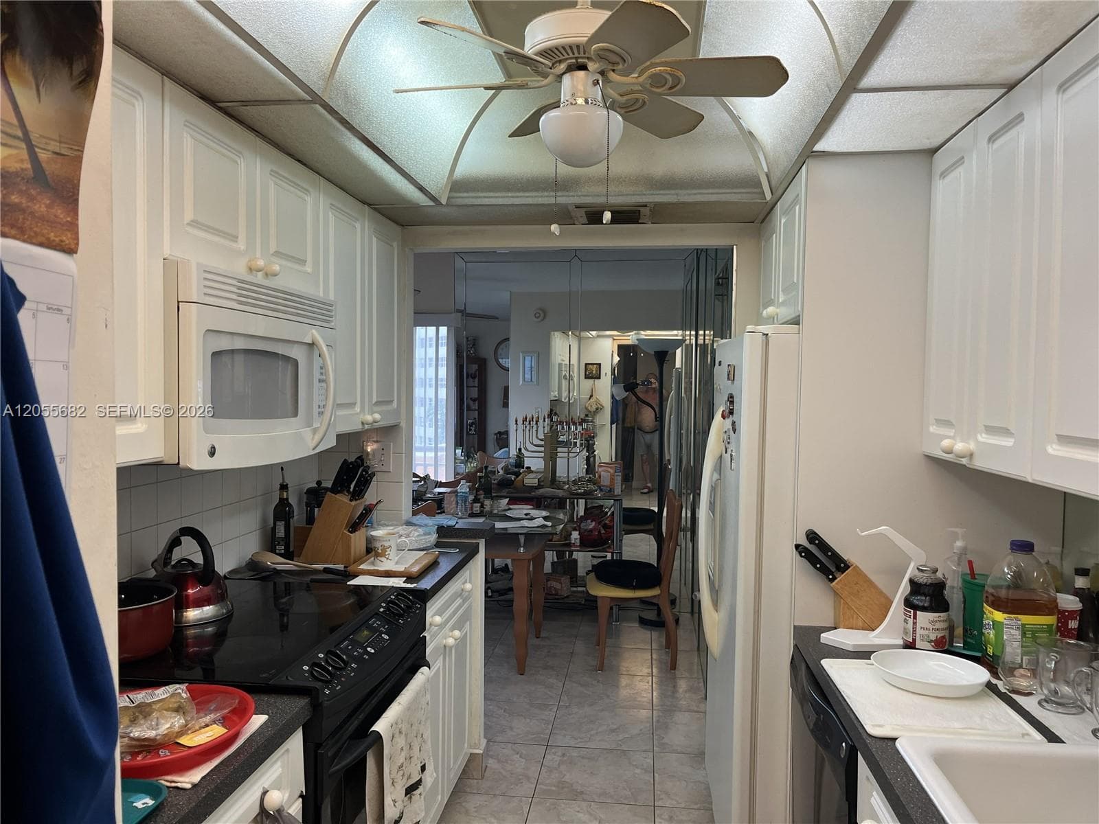 120 Golden Isles Dr # 44B, Hallandale Beach FL 33009