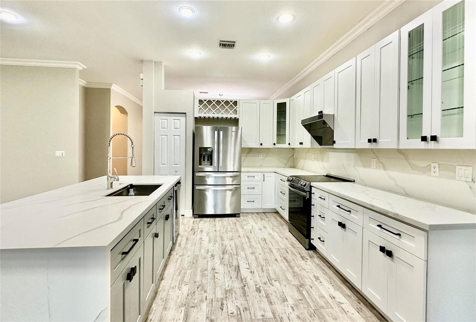 4109 W WHITEWATER Avenue, Weston FL 33332 photo 4