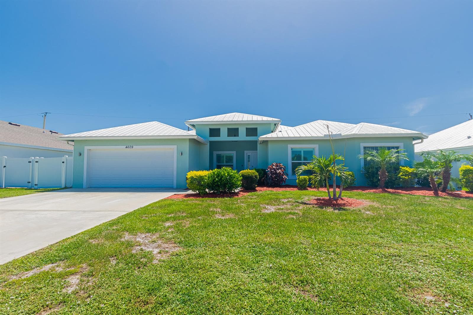 4609 SW Savona Boulevard, Port St. Lucie FL 34953 photo 2