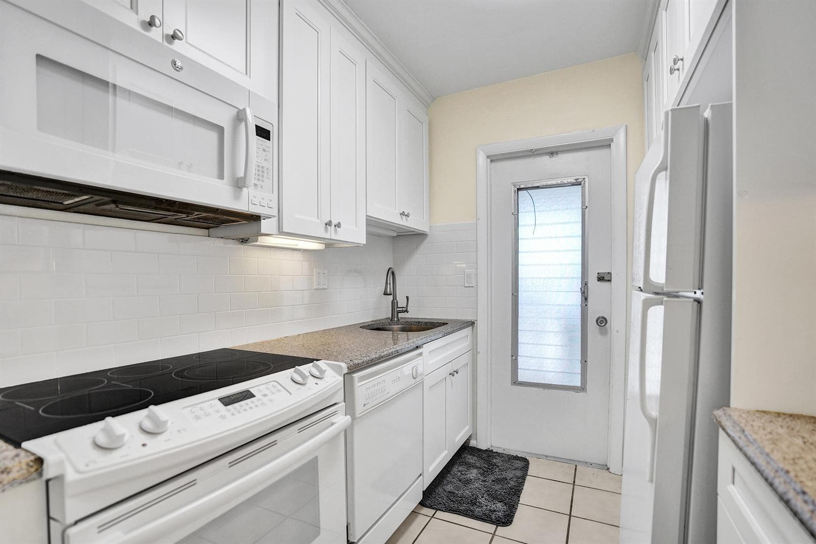 4501 S Ocean Boulevard # B3, South Palm Beach FL 33480 photo 3