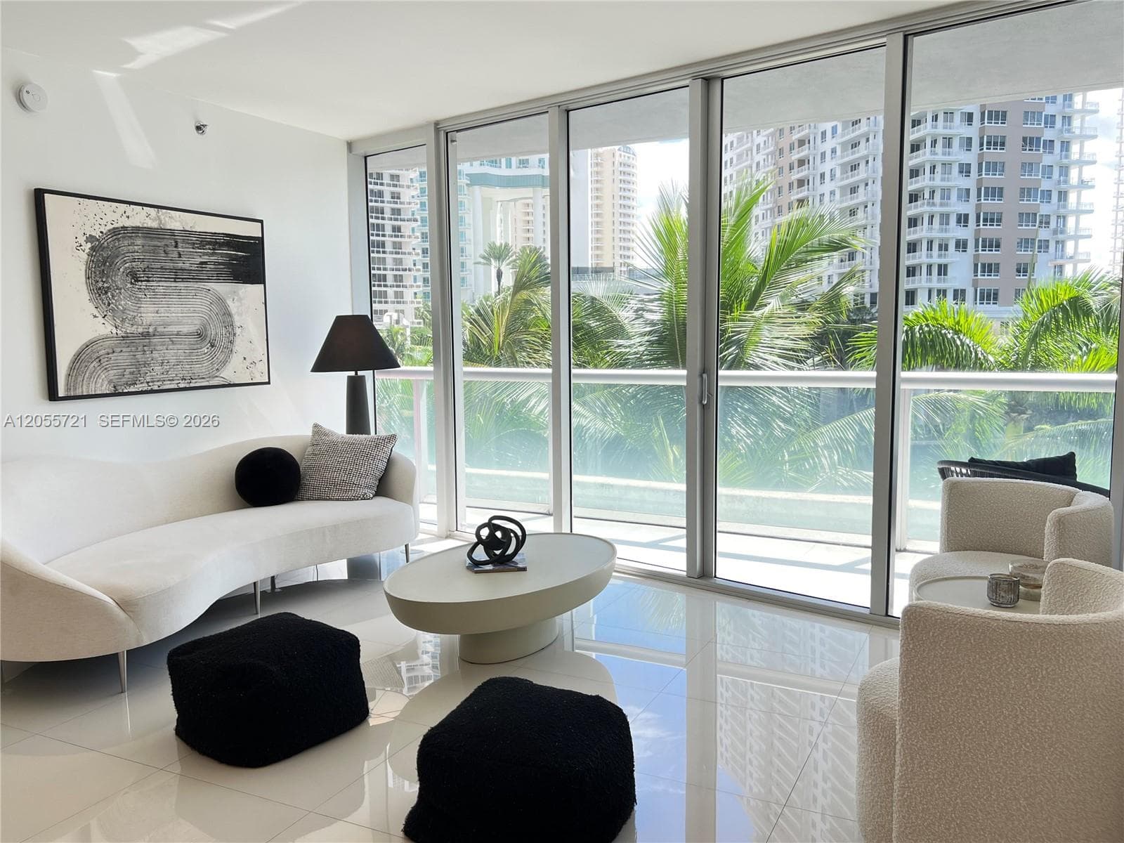 495 Brickell Ave, Miami FL 33131 photo 2