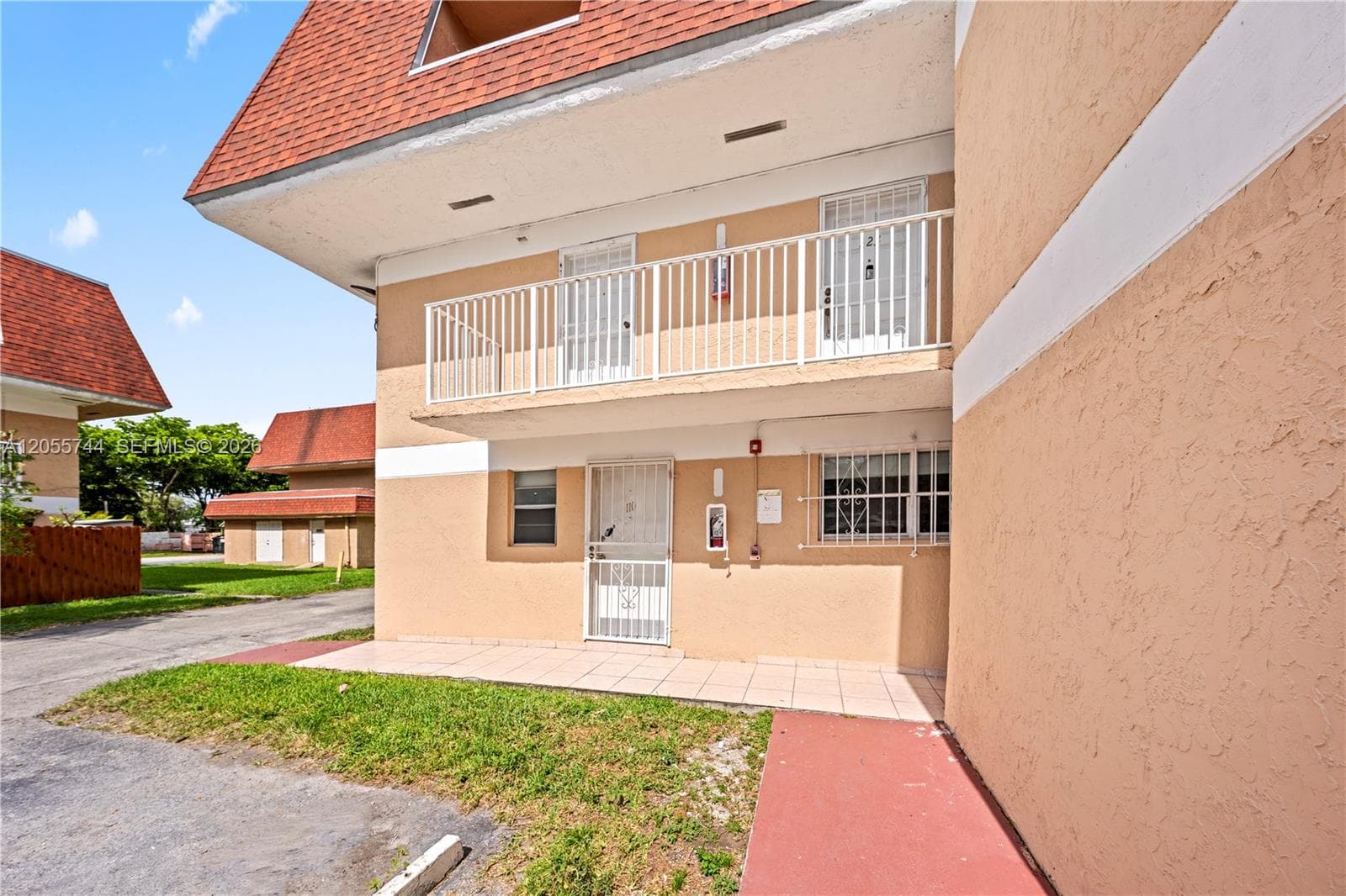 260 NW 107th Ave # 110, Miami, FL 33172 photo 3