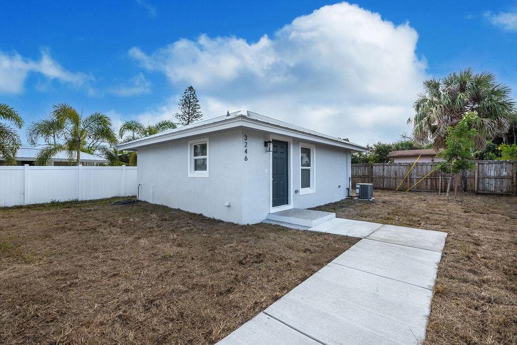 4959 SE PRIMROSE Way # 2, Stuart FL 34997