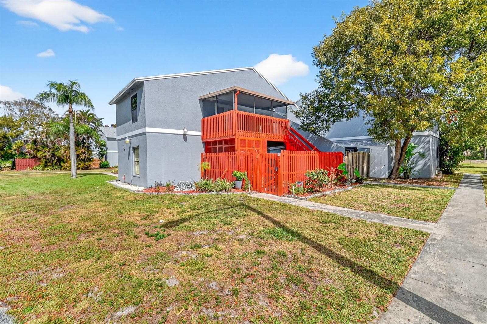 18 CROSSINGS Circle # F, Boynton Beach FL 33435 photo 3