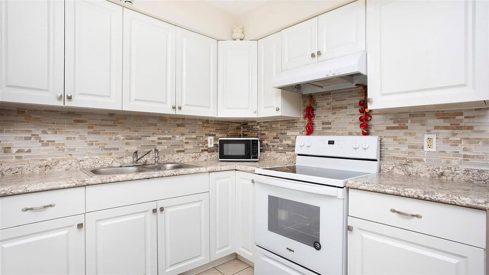 515 YORK Road, Lehigh Acres FL 33936 photo 4