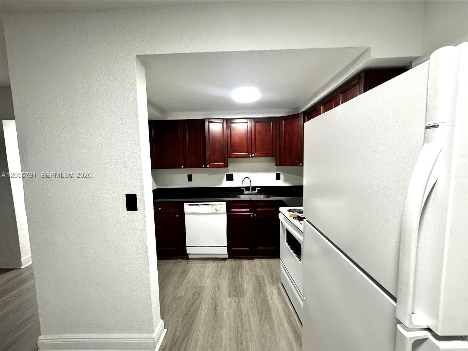1525 NE 135th St # 03, North Miami FL 33161 photo 2
