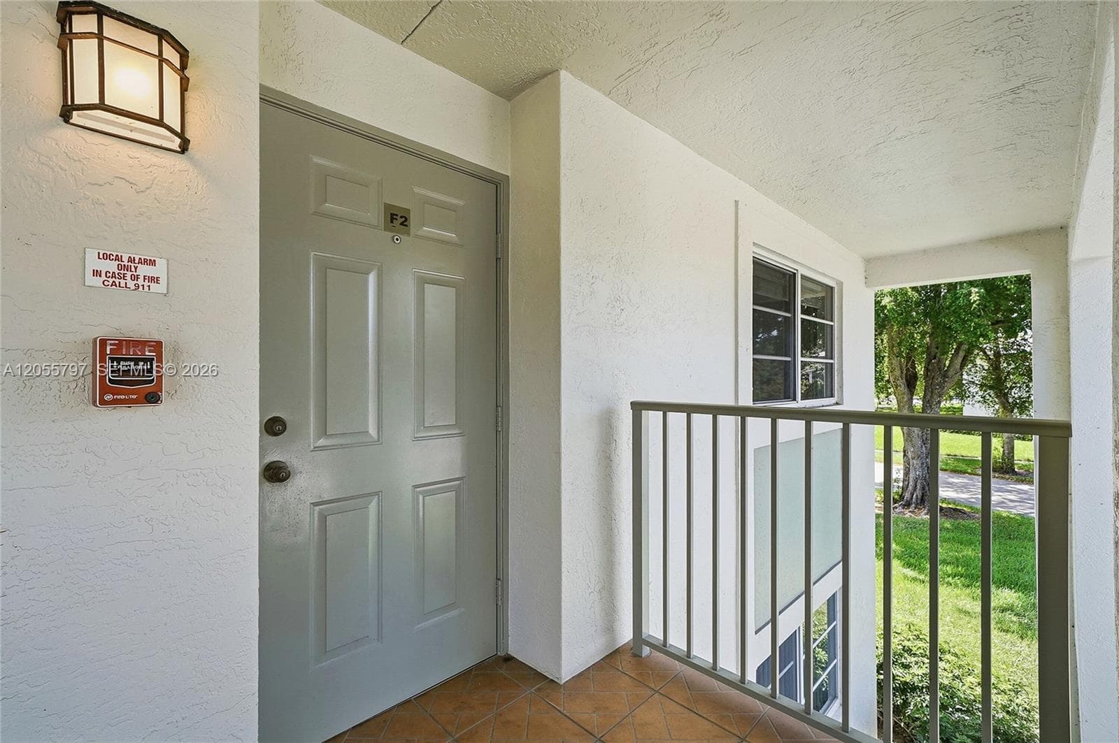 1105 Bahama Bnd # F2, Coconut Creek FL 33066 photo 3