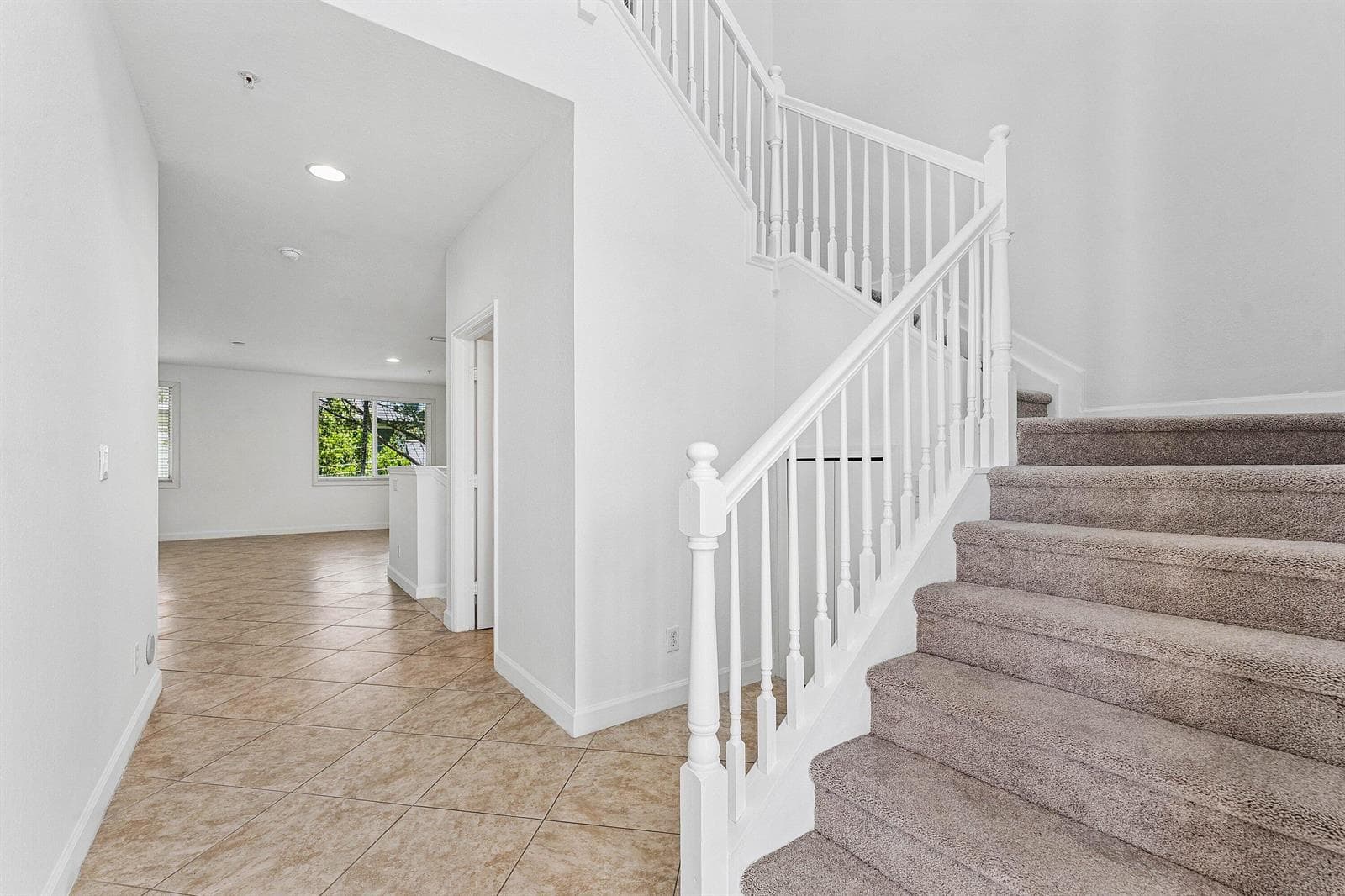 3030 WATERSIDE Circle, Boynton Beach FL 33435 photo 2