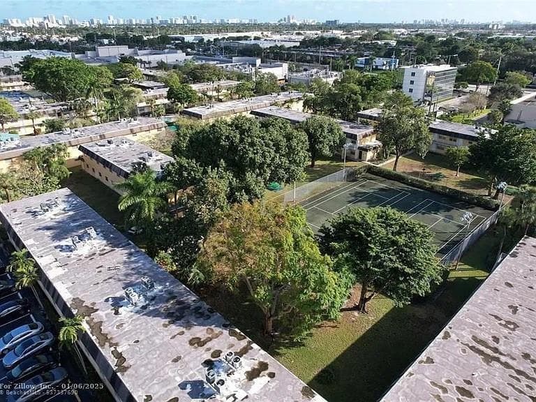 5192 NE 6TH Avenue # 805, Oakland Park FL 33334 photo 2