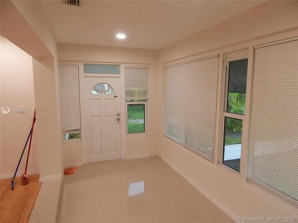 1111 N 25TH Avenue, Hollywood FL 33020 photo 3