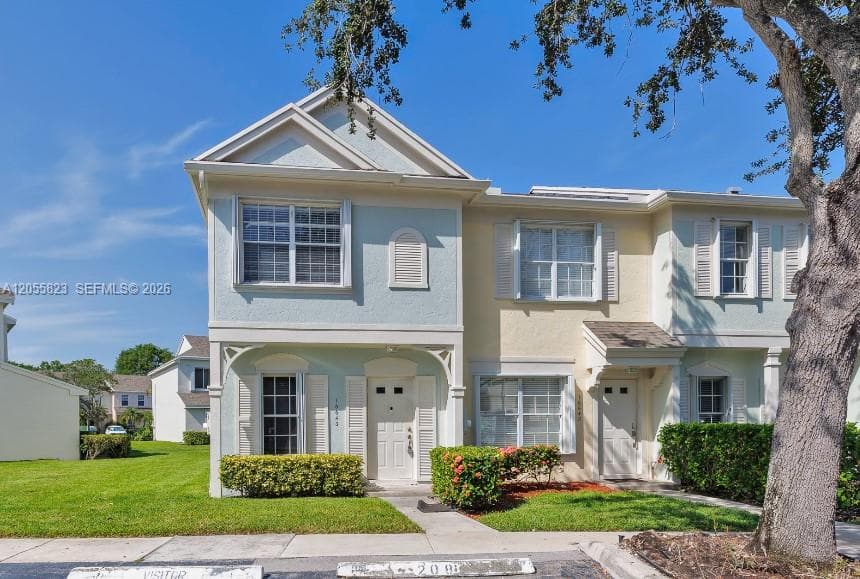 16640 Hemingway Dr # 16640, Weston FL 33326 photo 2