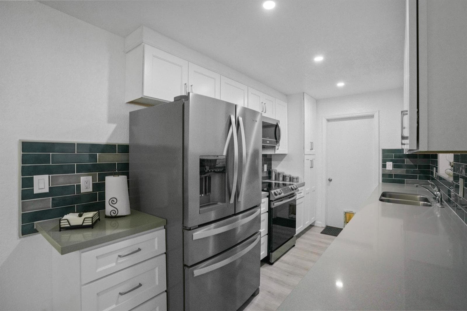 2270 SW 30TH Terrace, Fort Lauderdale FL 33312 photo 2