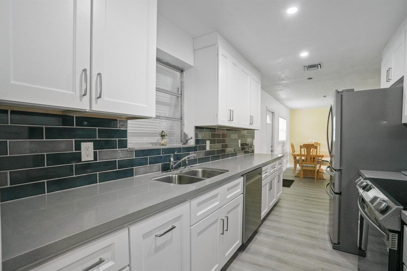 2270 SW 30TH Terrace, Fort Lauderdale FL 33312 photo 3