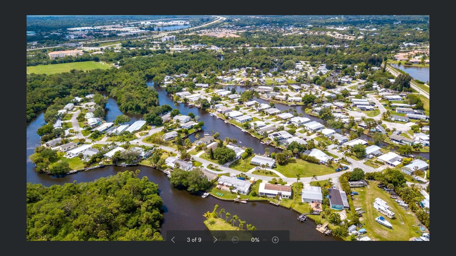7882 SE PARADISE Drive, Stuart FL 34997 photo 2